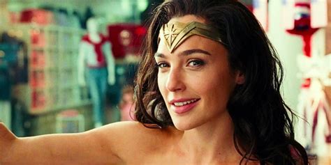 gal gadot wonder woman nudes|WONDER WOMAN 1984 NUDE SCENES